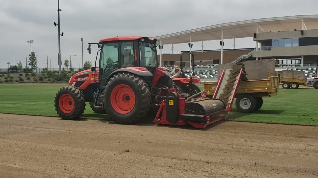 Gearmore 4 Ton Dump Trailer - Unique 3-Way Dump System