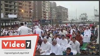 الألاف يؤدون صلاة عيد الفطر بالمحلة‎