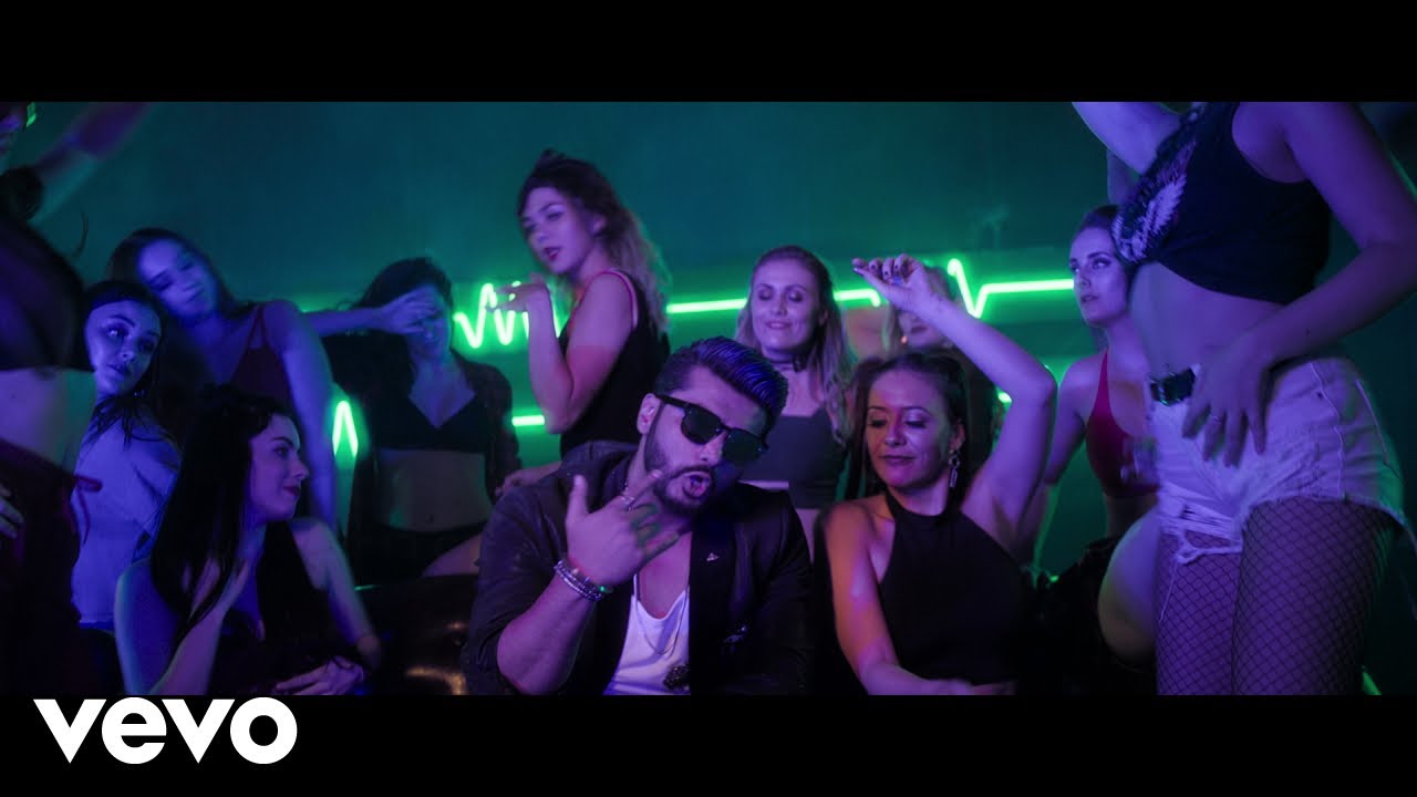 Proper Patola Full Video - Namaste England|Arjun Kapoor, Parineeti|Badshah,Diljit,Aastha