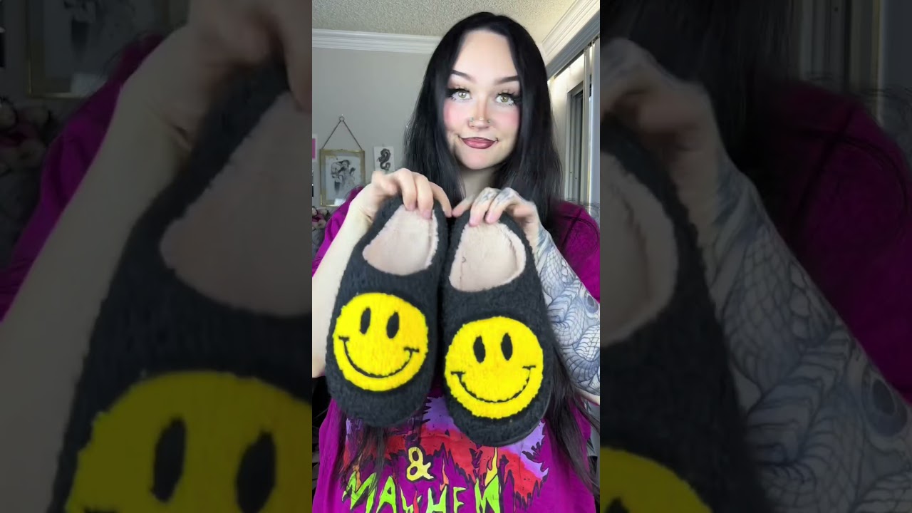 The cutest & comfiest slippers you need! 