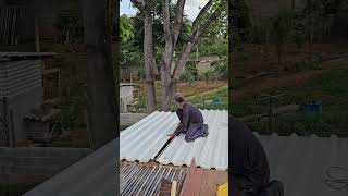 Consegui De Telhado Com Telhas Sanduche pedreiro construo obra reforma