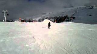 Skiing grind fail