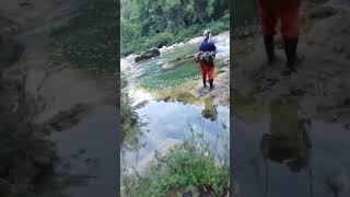 caminar dos o tres hora solo para hir a pescar chilonchiapasmexico
