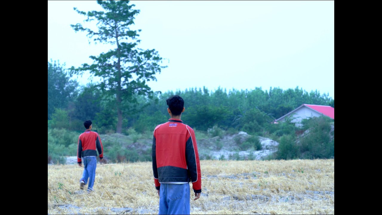 VDM - i surrender to the clouds (Official Music Video)