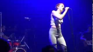 chloe howl live bad dream @vorstnational front row