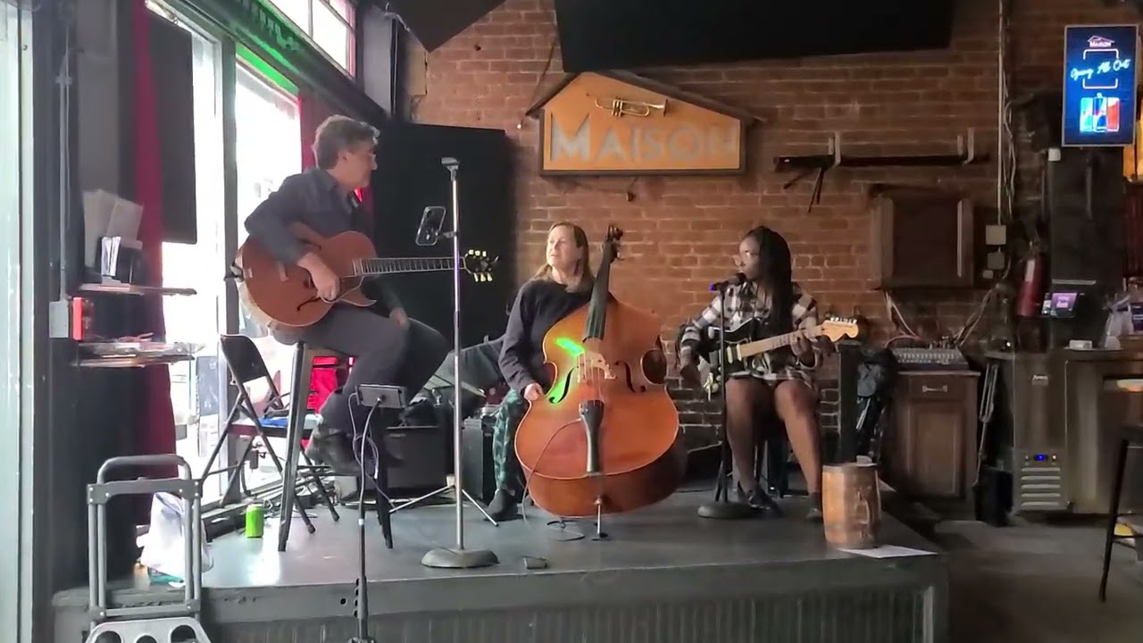 Aoleon sitting in at Maison Dec 26 2025