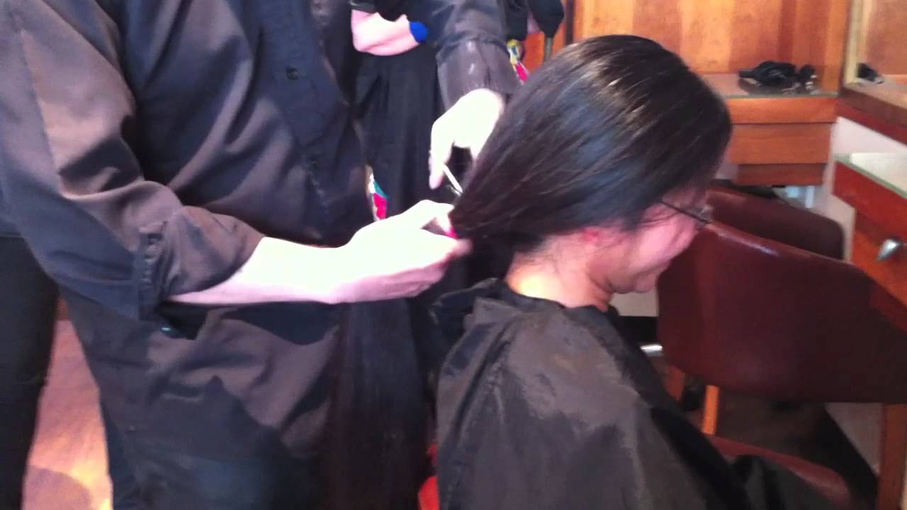 I've cut 33.85 inches (86cm) off my friend's hair! (using my ponytail haircut technique)
