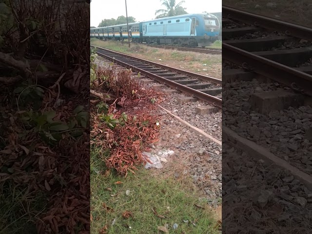 Sri Lanka Train 🚂😀😍 class=