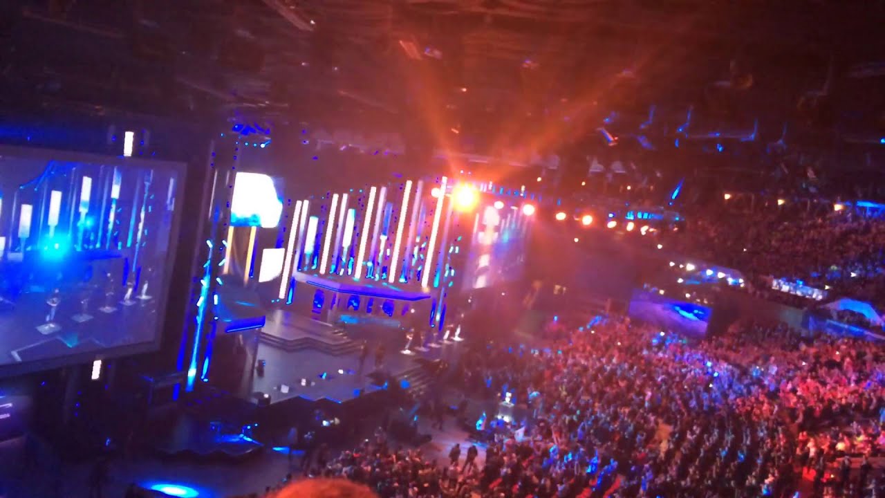 IEM Katowice 2016 - Virtus.pro vs. fnatic - "Virtusi 16:0!" (CROWD)