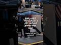 ترامب يقوم بـ إشارة بذيئة لشخص خلال جولة بمصنع فورد كيف علق البيت الأبيض 