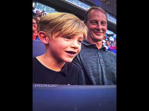 iShowSpeed Troll Kid Messi Fan 😂⚡
