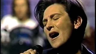 k.d. lang, 'Constant Craving' on Letterman, May 1, 1992