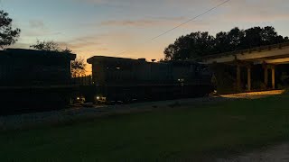 CSX 9039 leads M650 Northbound from Dothan, Alabama (October 7, 2023)