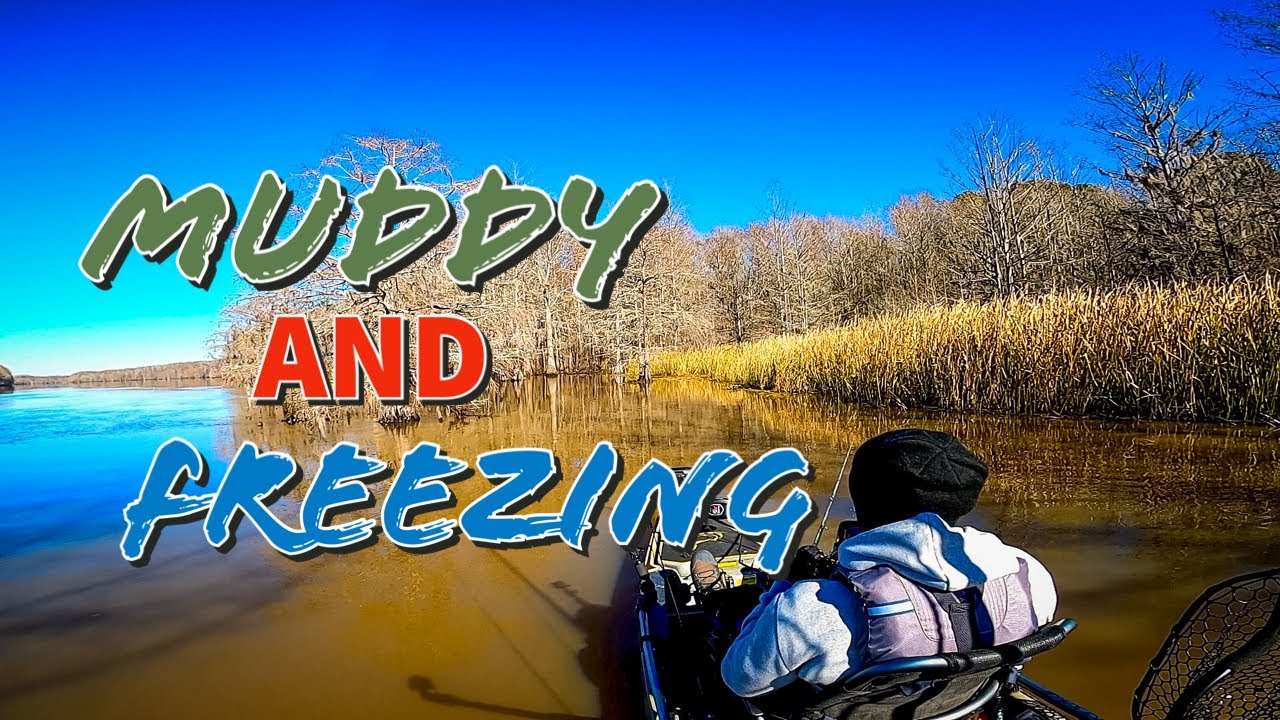 Fishing The WORSE Conditions on Santee Cooper | Lake Marion Winter Bass Fishing