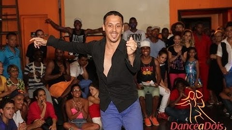 SAMBAMANIACOS - Carlos Oliveira