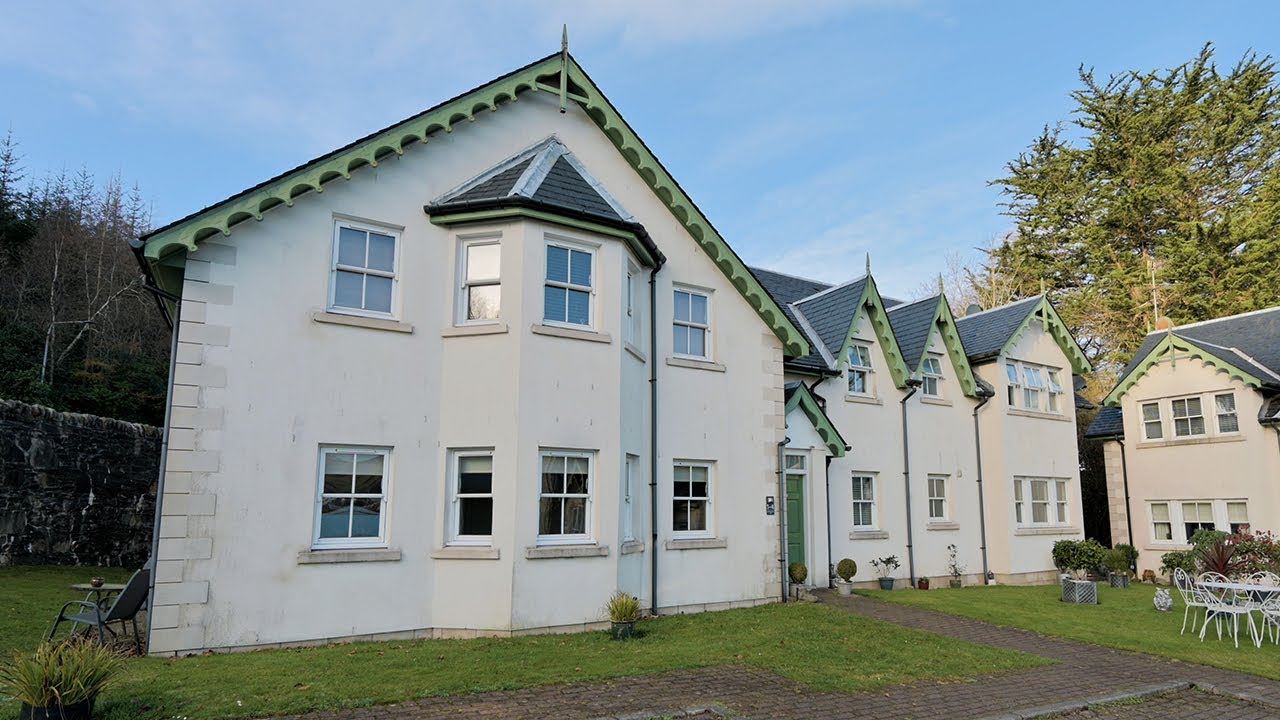 Flat 1, Dalandhui West, Dalandhui Lane, Garelochhead, G84 0BE YouTube