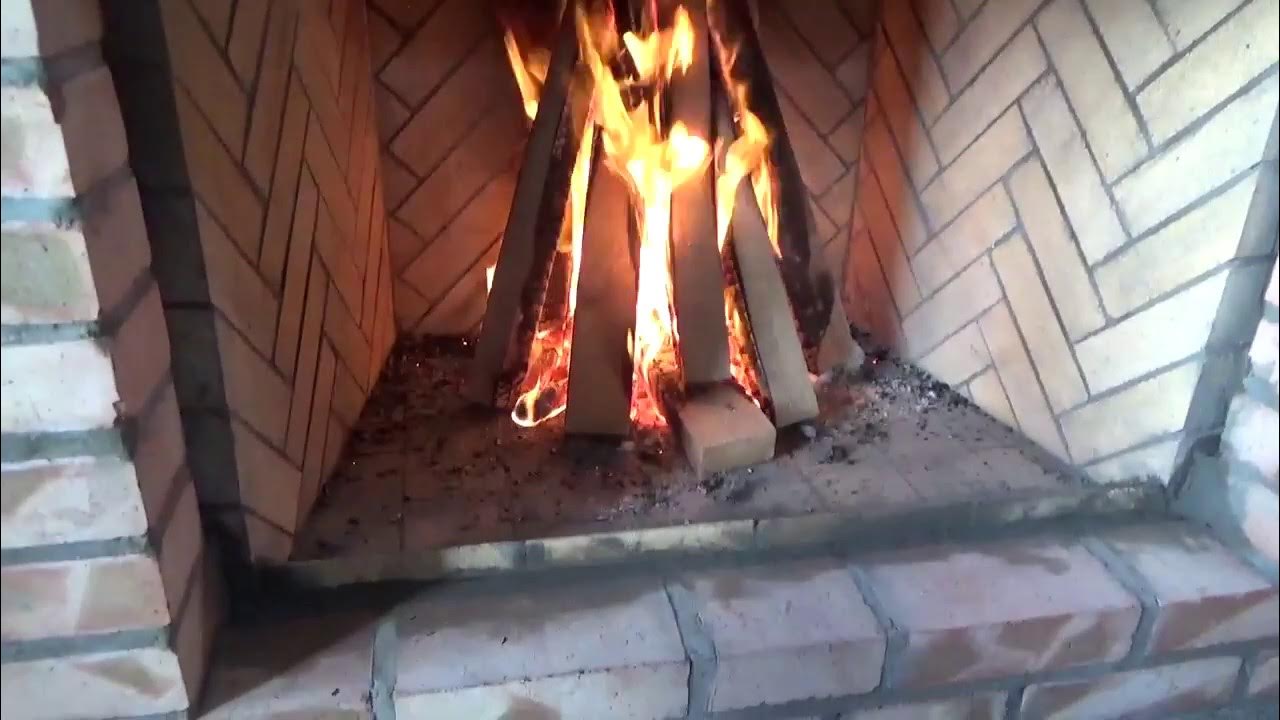 Подвод воздуха к банной печи с улицы. Подвод воздуха к банной печи. Приток воздуха к печи из подпола. Циркуляция воздуха в печи. Приточная вентиляция для камина.