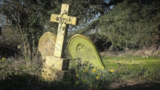Amazing Stories Behind the Graves (Part 2)