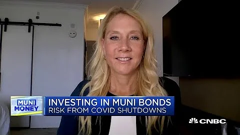 Why investors are buying municipal bonds as defaults are on the rise