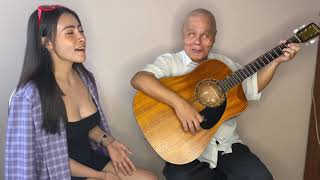 Skill Dewa Kakek Tuna Netra Saat Mainkan Gitar Bersama Gadis Cantik