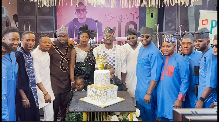 Pure Love! Ijebuu, Femi Adebayo, Omo Banke Over 16 actors came to snap with Jigan and his family.