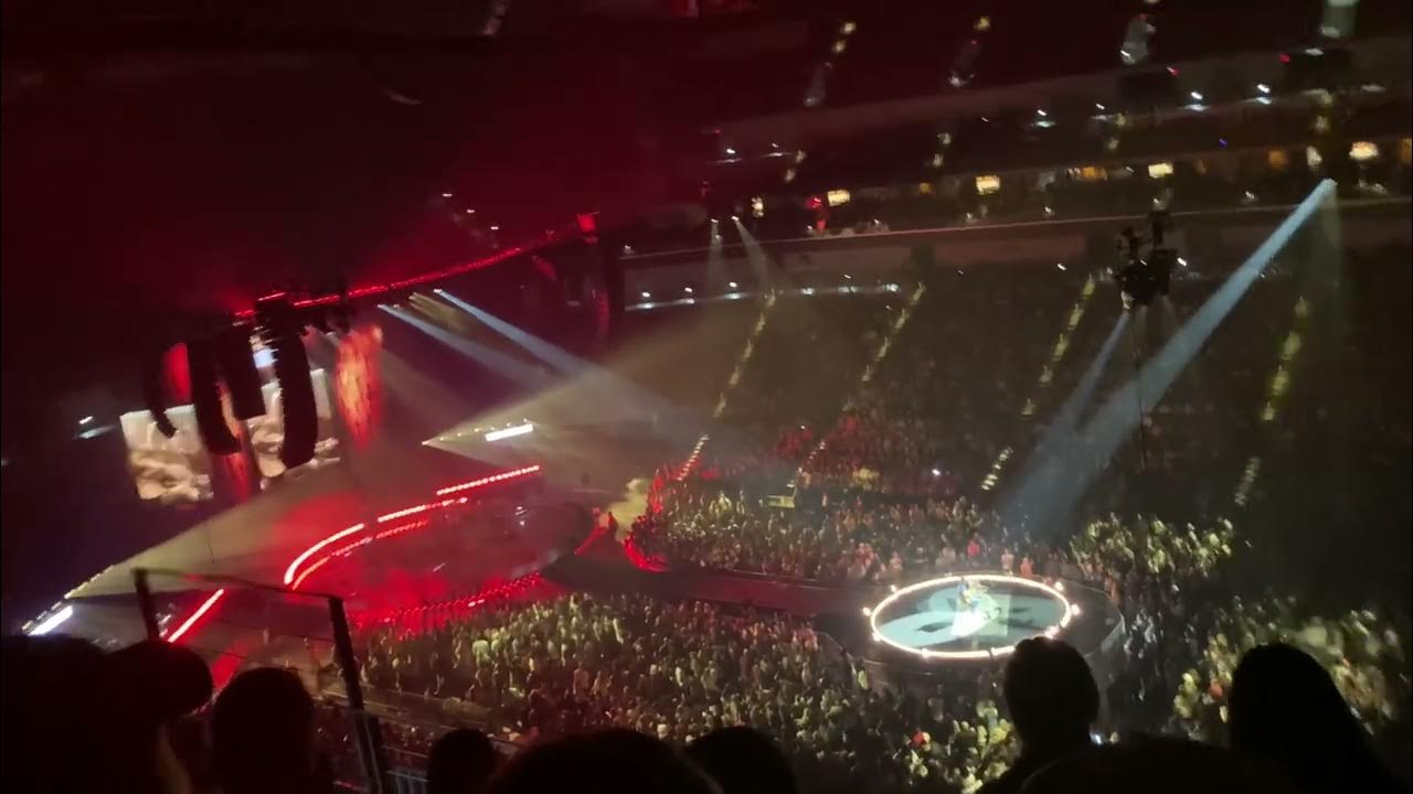 Des Moines King of Hearts Tour Brandon Lake “Cowboy Prayer”