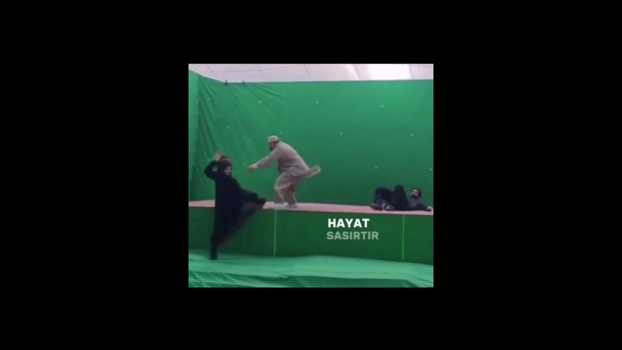 Cüneyd kızı tutamamış 🙂