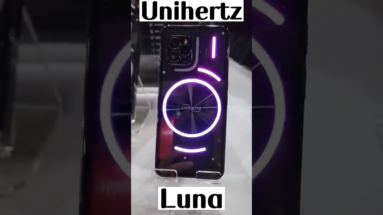 Unihertz Luna's Transparent Back Panel And Colorful Lights Dance With The Rhythm, A New Retro Trend.