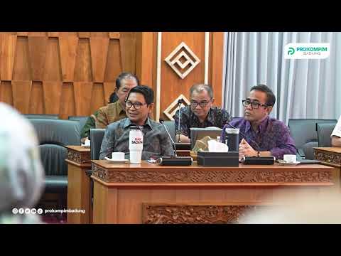 Bupati Badung Dampingi Gubernur Bali Terima Menteri LH RI di Jaya Sabha