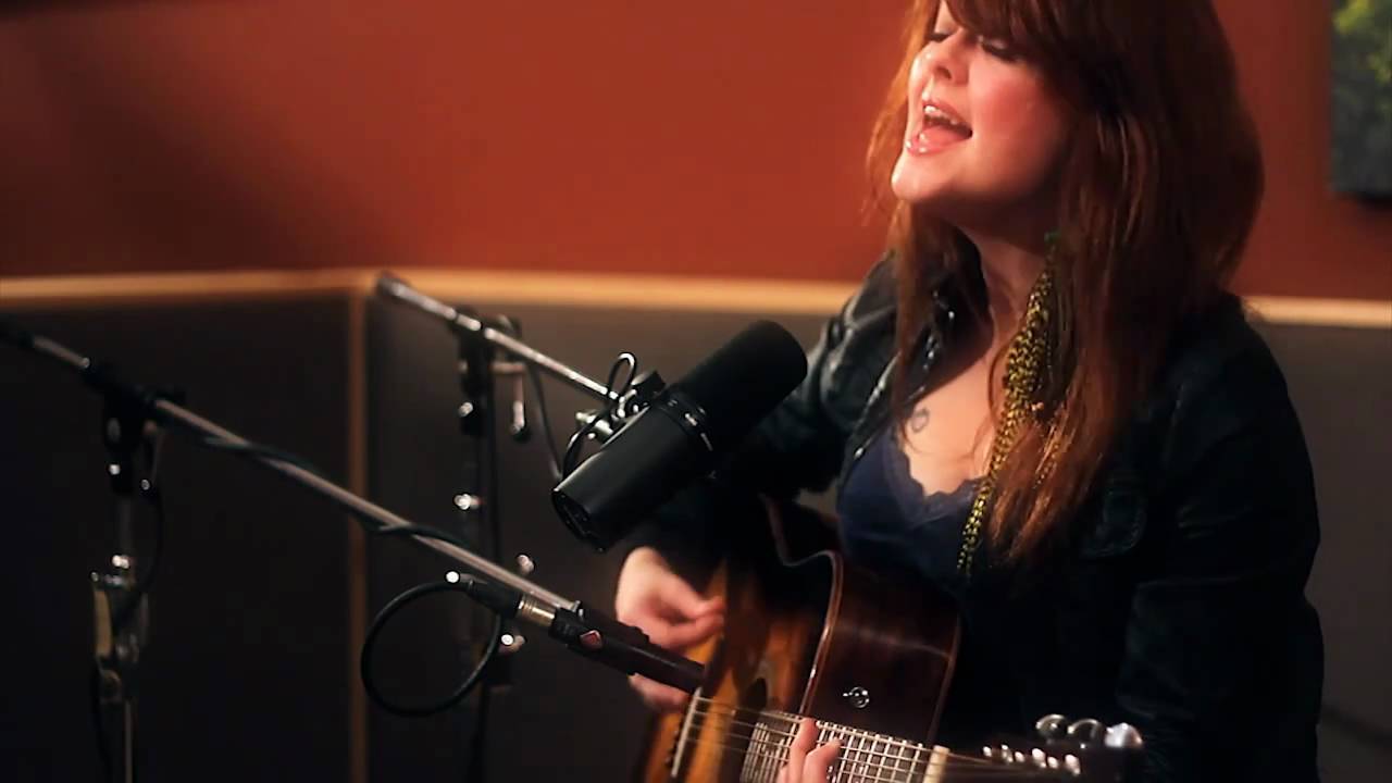 Carmen Townsend - Start All Over (Live Acoustic)