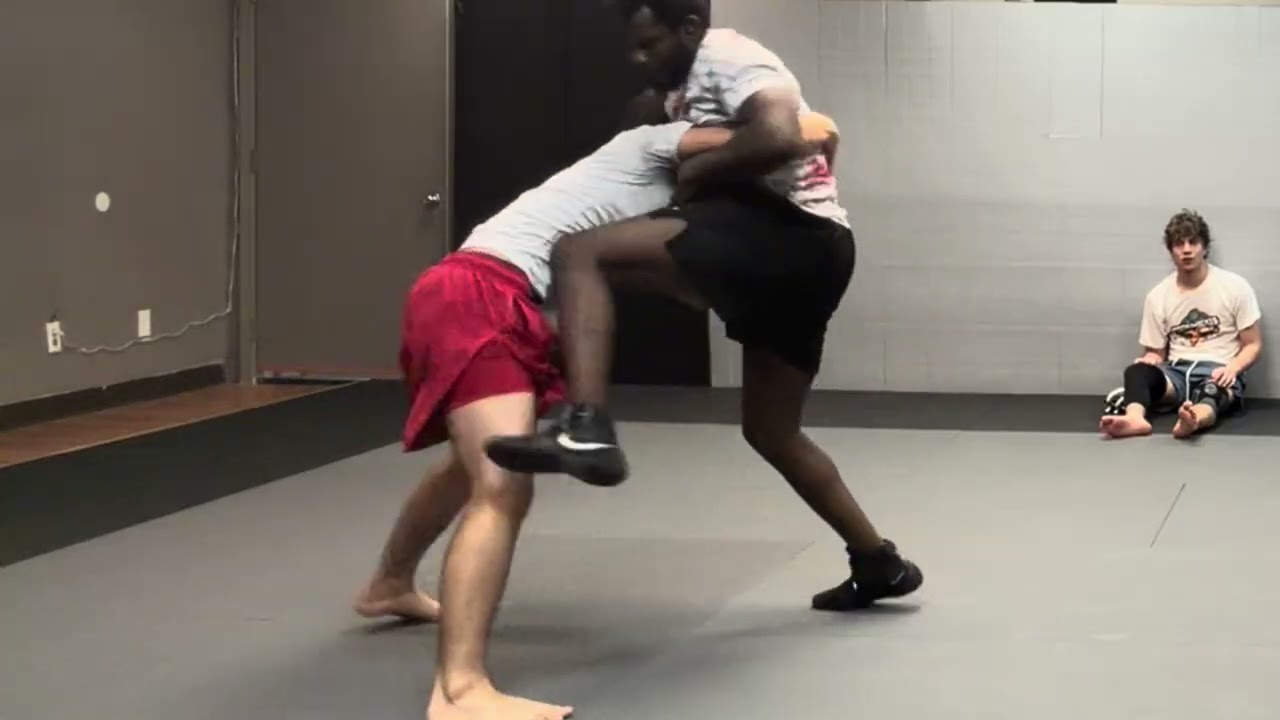 Am glad to find a full video perfect for this channel, grappling, wrestling n fun stuff 