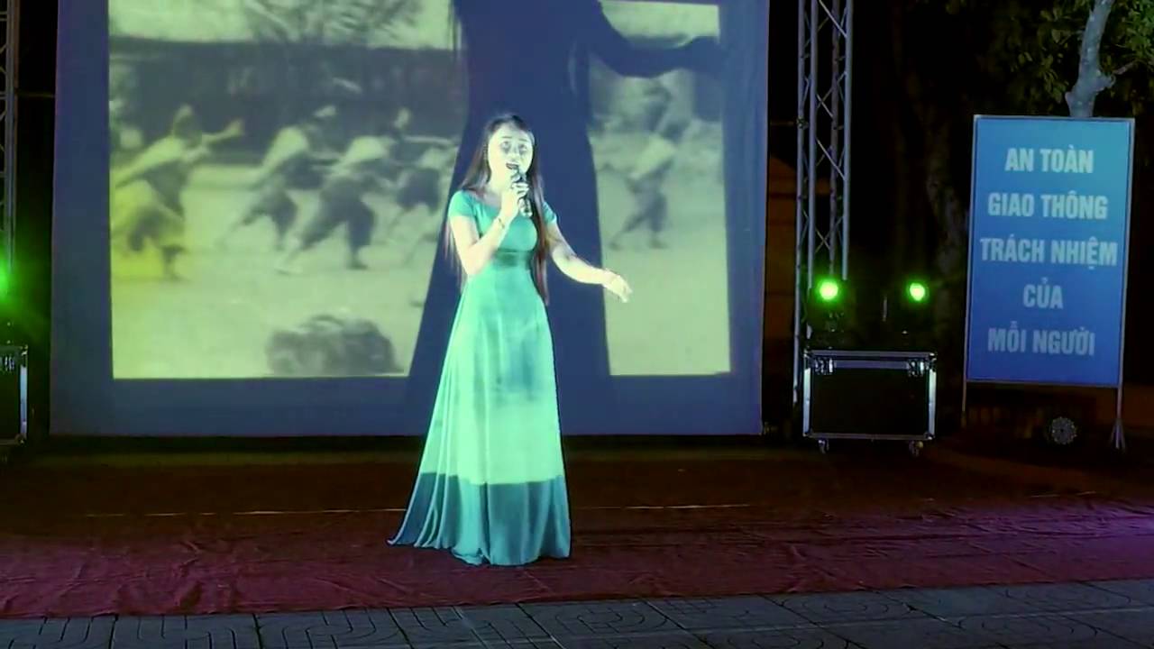 Đêm Nghe Hát Đò Đưa Nhớ Bác - YouTube
