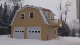 Beautiful Gambrel with apartment upstairs!