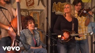 Dottie Rambo, The Isaacs - Mama's Teaching Angels How to Sing [Live] chords