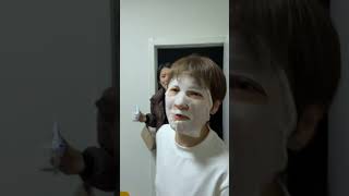 All The Wrong Things The Girl Does