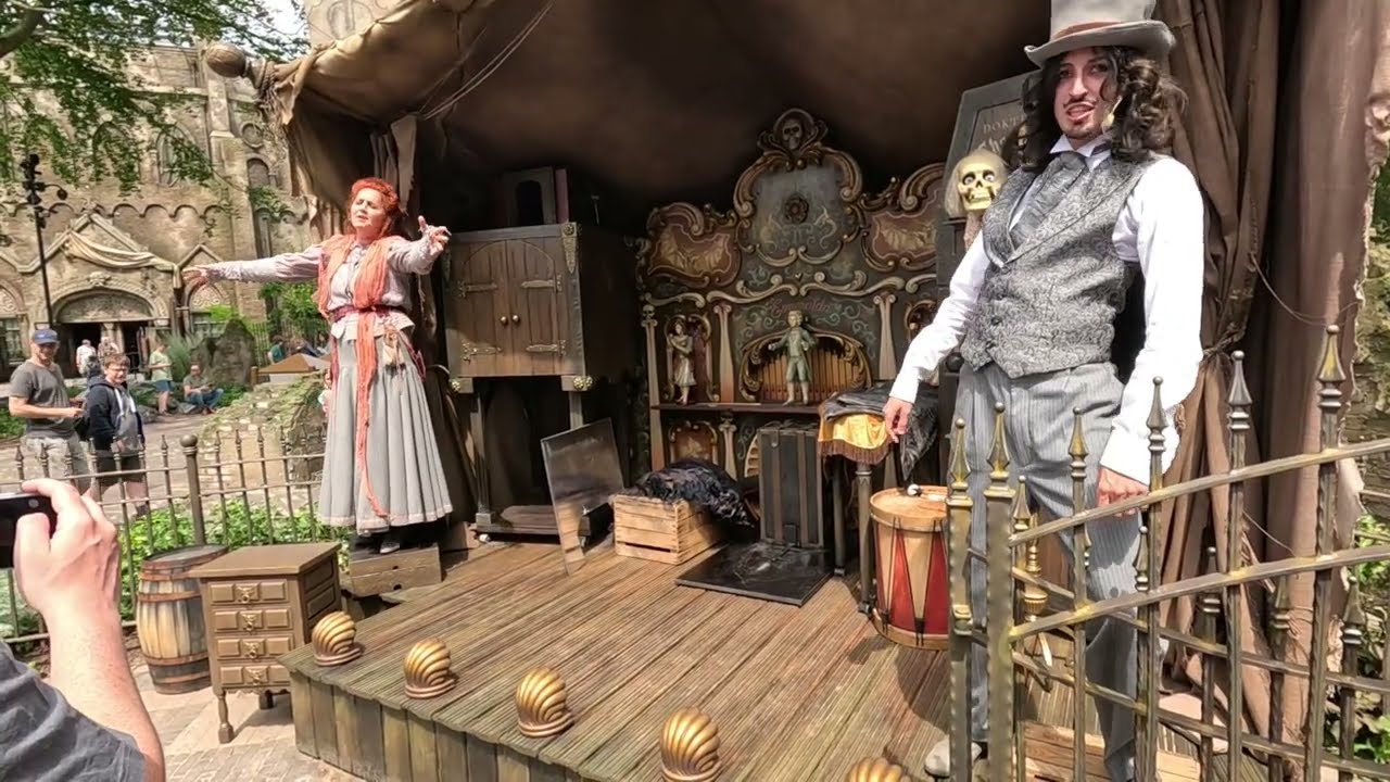 Zomeravonden in de Efteling | Roodkapje is haar stem kwijt | Nieuwe Charlatans Show #32