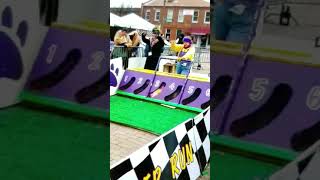 Mardi Gras Beggin Pet Parade 2018 Donaldson