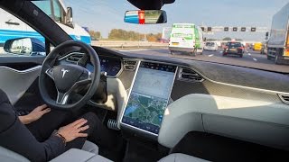Self Driving Car Crash Kills Man, Tesla Investigated