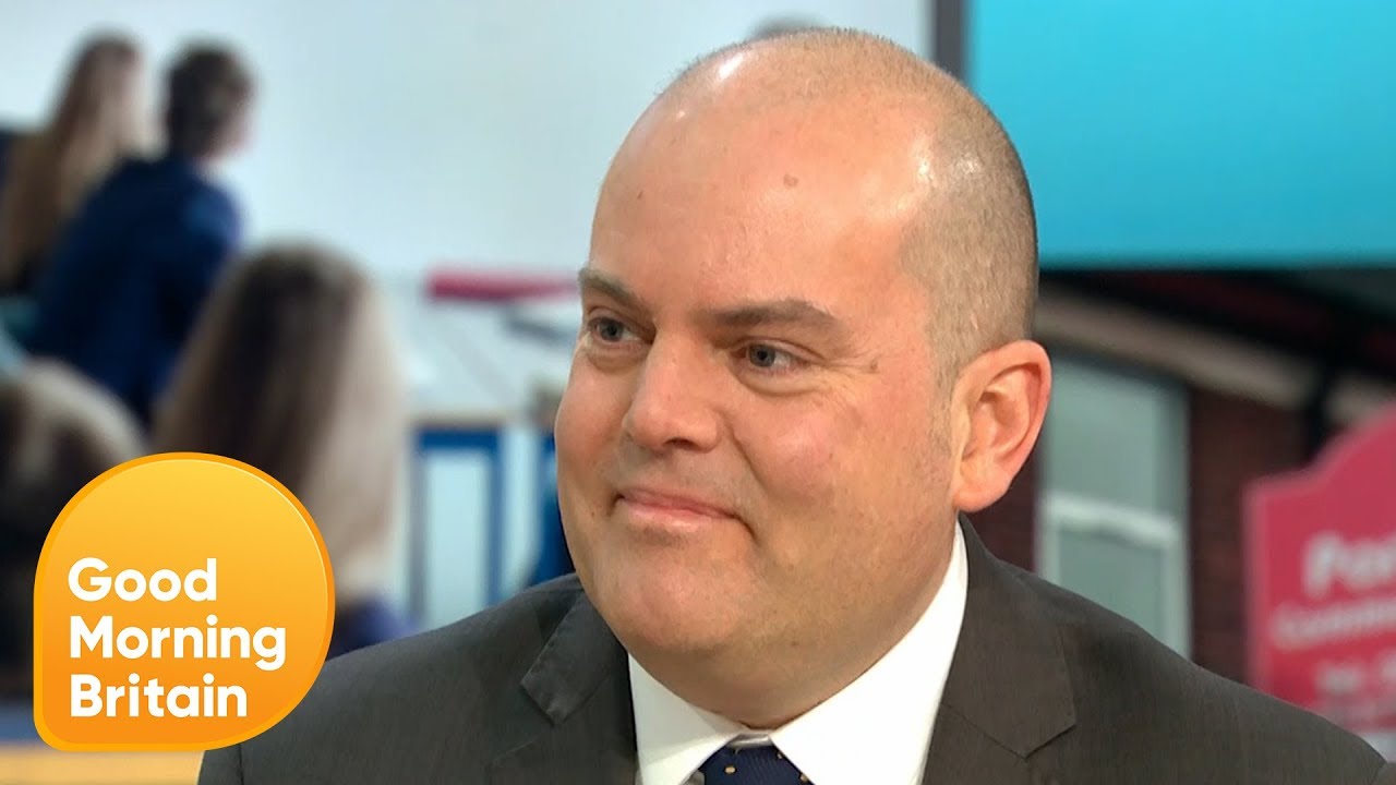 breakfast show today LGBT Primary School Teacher Nominated for Global Teacher Prize | Good Morning Britain