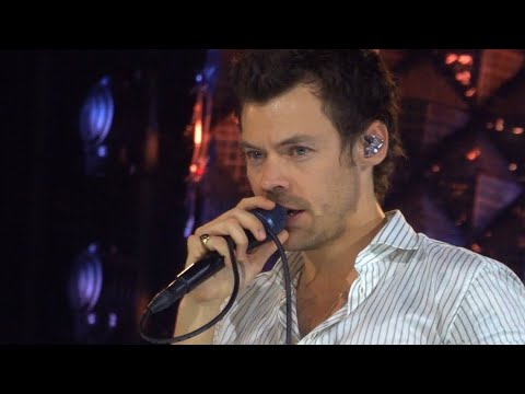 Harry Styles in Amsterdam | Funny & Chaotic Moments 