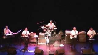 Les Pebbles - Medley The Shadows ( Concert du 13 juin à Abbeville )
