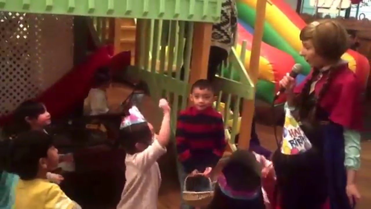 Frozen fever birthday Party - YouTube