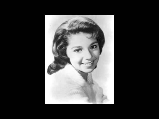 在 YouTube 上观看 Dodie Stevens - Mairzy Doats 在 YouTube 上观看 Dodie Stevens - Mairzy Doats
