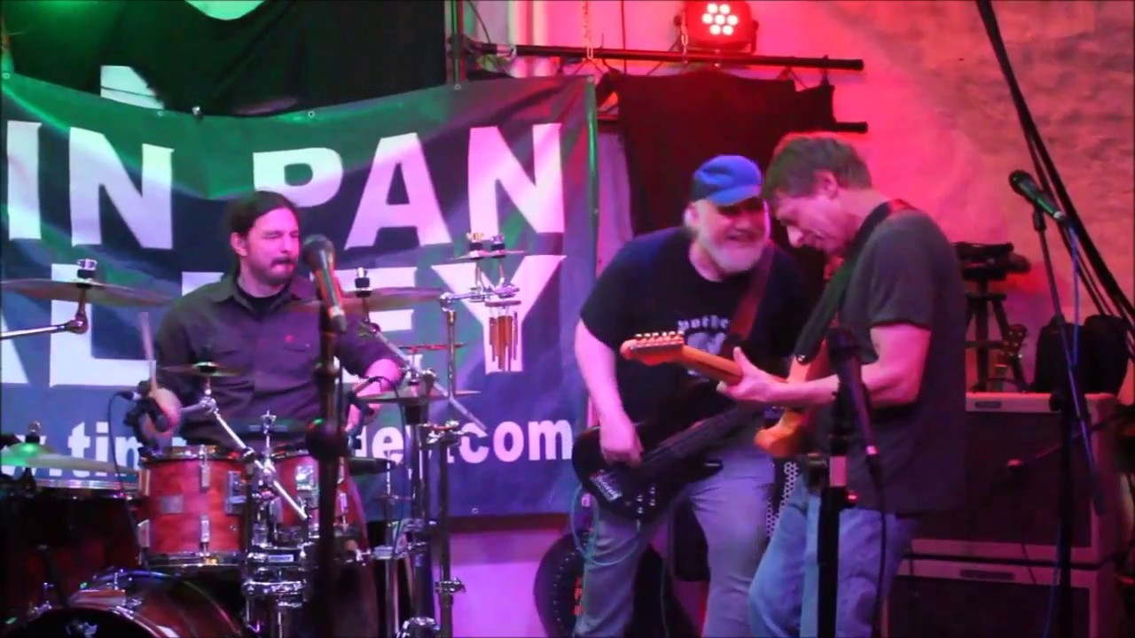 TIN PAN ALLEY BLUES BAND Fool for your stockings Solo YouTube