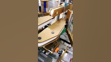 Adjusting video fo bottle labeling machine with bottle spacing roll feeding system