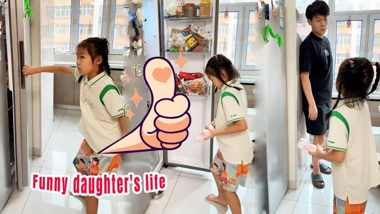 When did Dad show up? It's so scary.【Funny daughter's daily life】