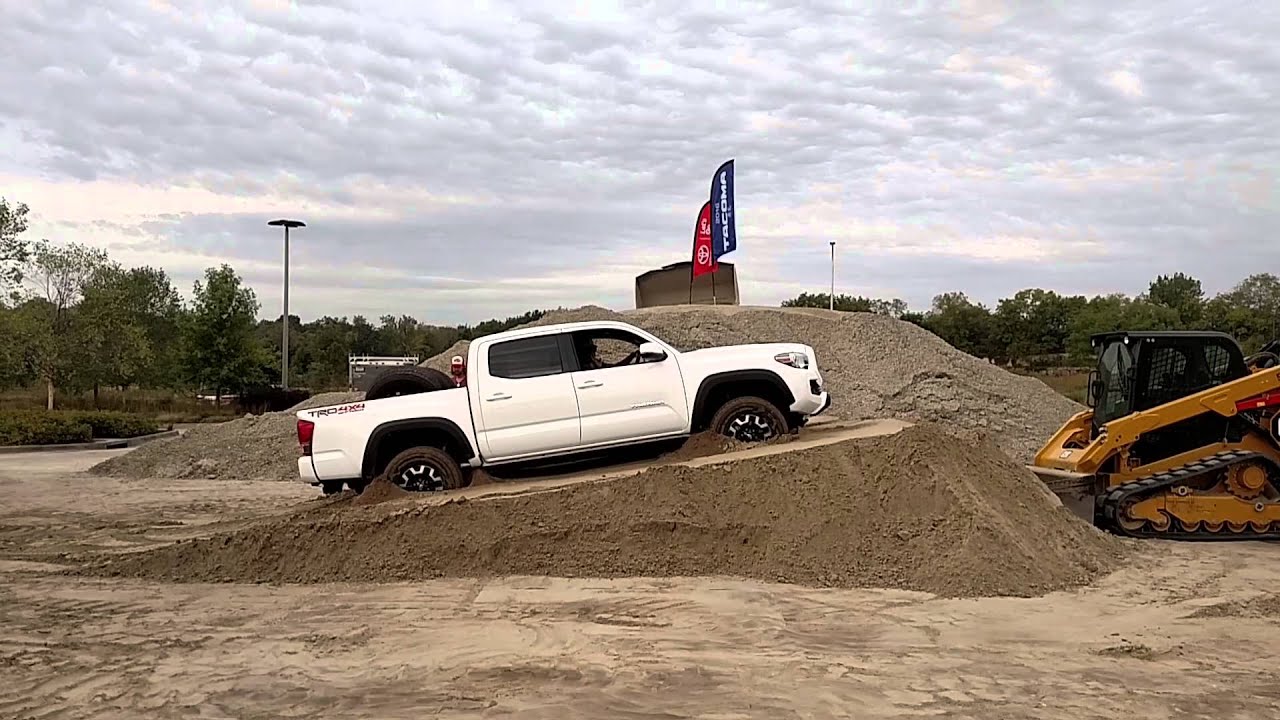 2016 Toyota Tacoma Off-Road Crawl Contol - YouTube