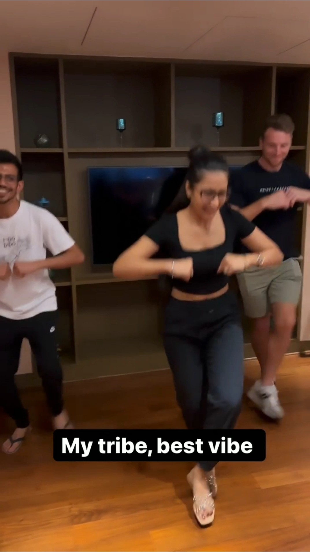 Throwback to when #yuzvendrachahal #josbuttler tried dancing ? #filmykalakar #dhanashreeverma