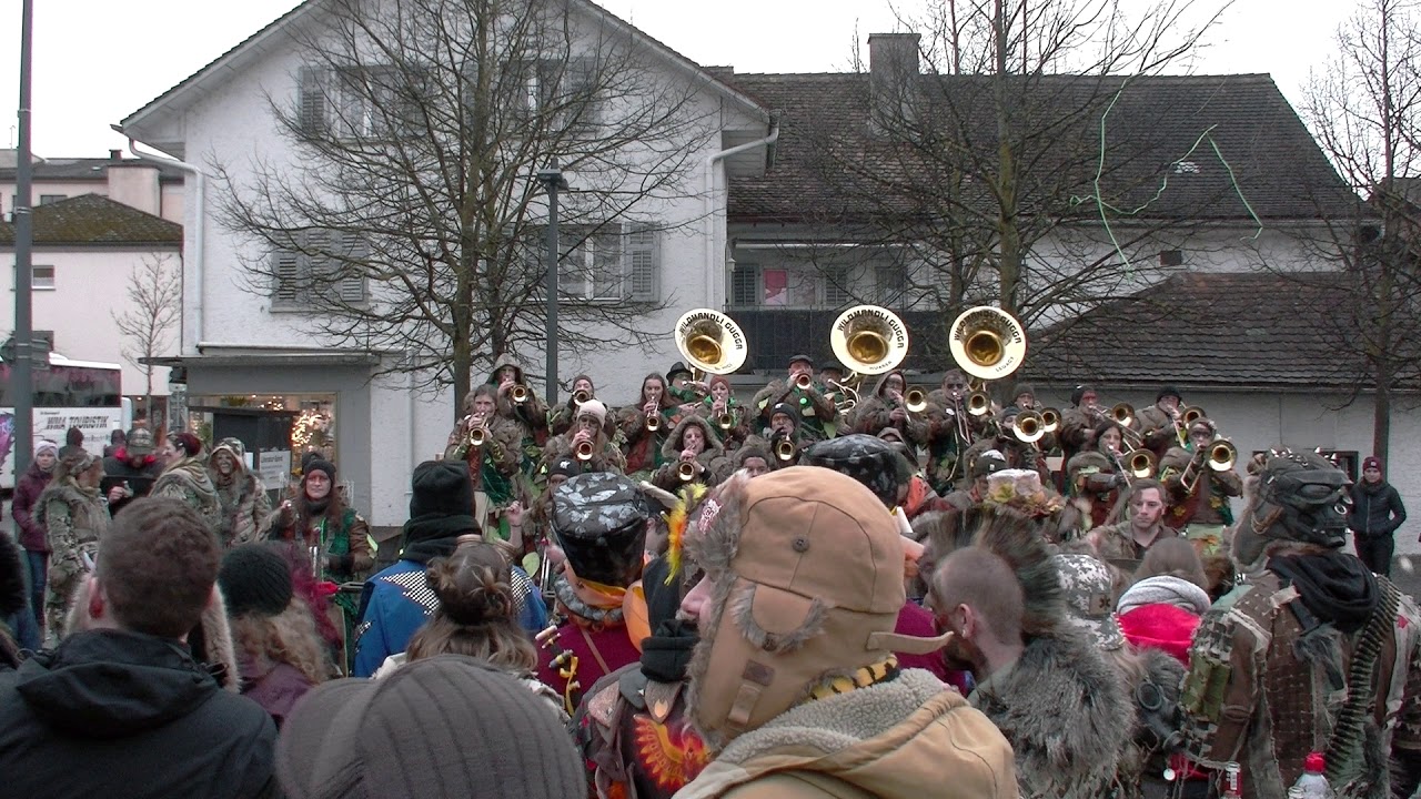 Wildmandli Triesenberg - Ausmarsch