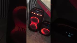 JBL PARTYBOX SPEAKERS SHAKING HOUSE💀 #fyp #viral